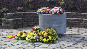 IMG_4018 Lusitania Memorial flowers centenary