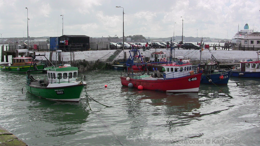 IMG_3815 2015 Cobh firshing boats harbour