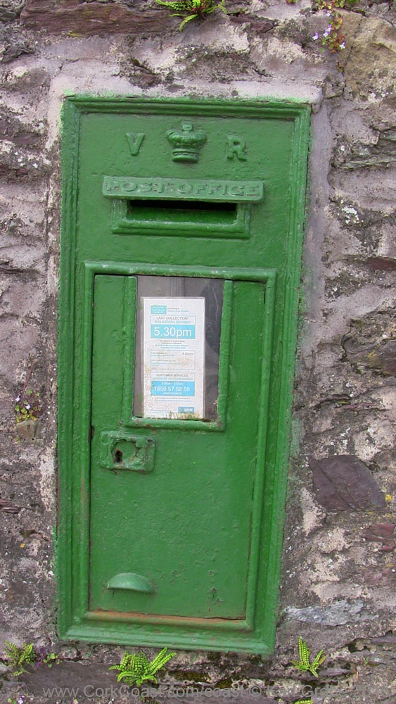 IMG_3713 2015 Passage West post box
