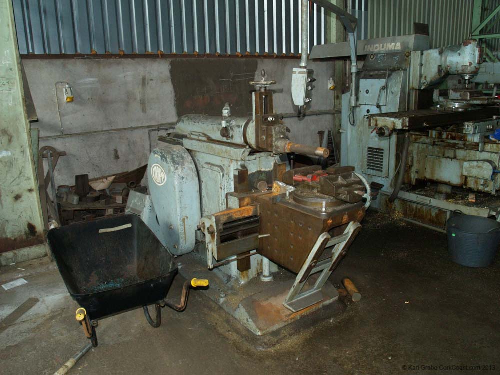 KG255014 machine room