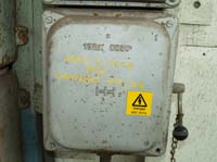 KG254978 gantry crane switch