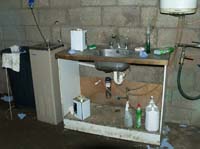 KG255033 the kitchen sink